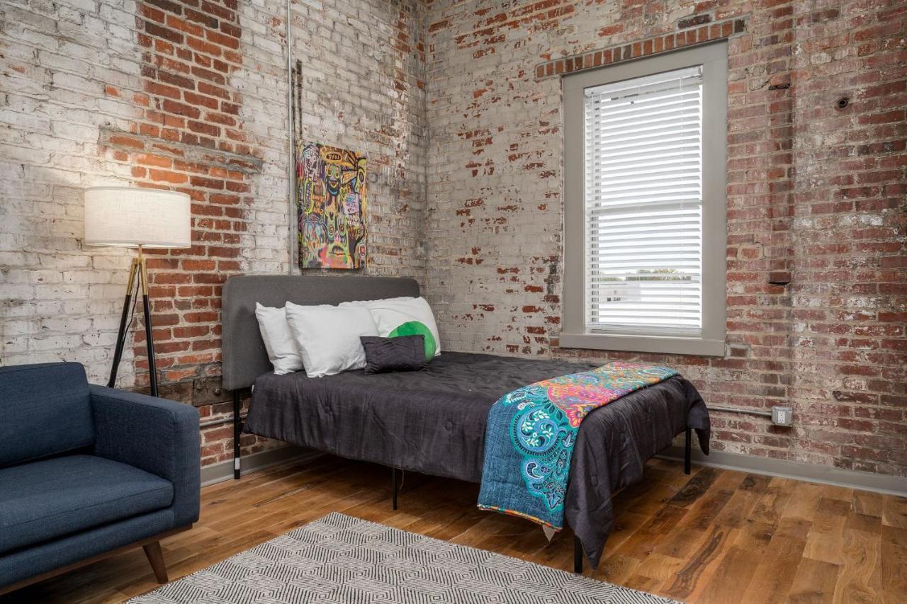 The Davis Lofts At Main Street - Unit 3D Apartamento Rocky Mount Exterior foto